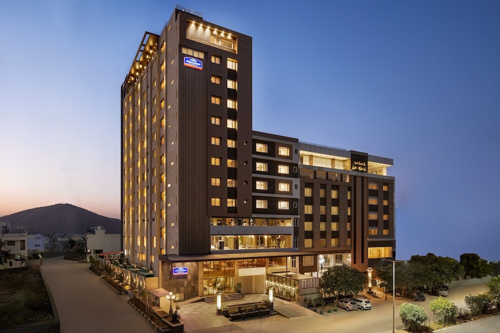 HOWARD JOHNSON BY WYNDHAM UDAIPUR